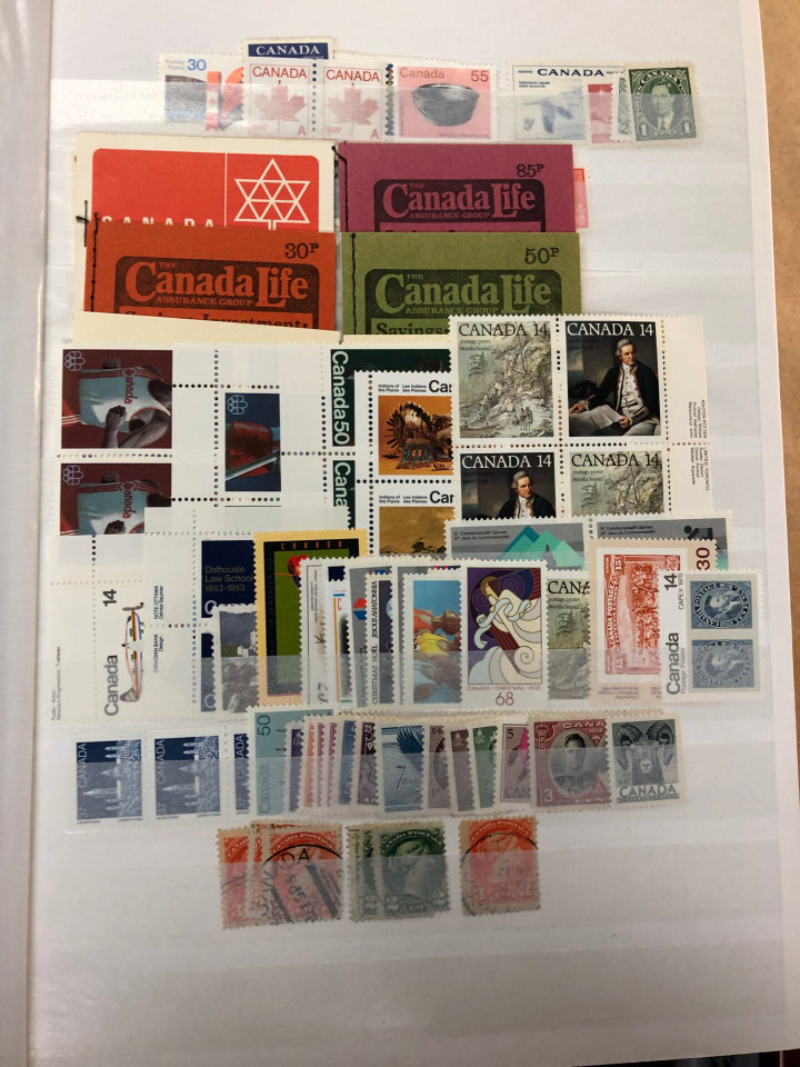 DIVERSE MINT INTERNATIONAL SELECTION OF THOUSANDS – 425421