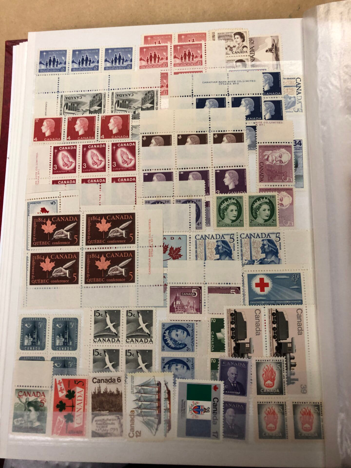 DIVERSE MINT INTERNATIONAL SELECTION OF THOUSANDS – 425421