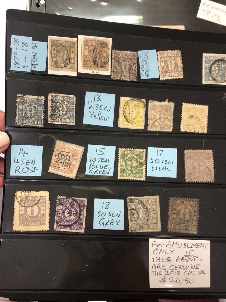 AN AMUSING INTERNATIONAL SELECTION – 425417