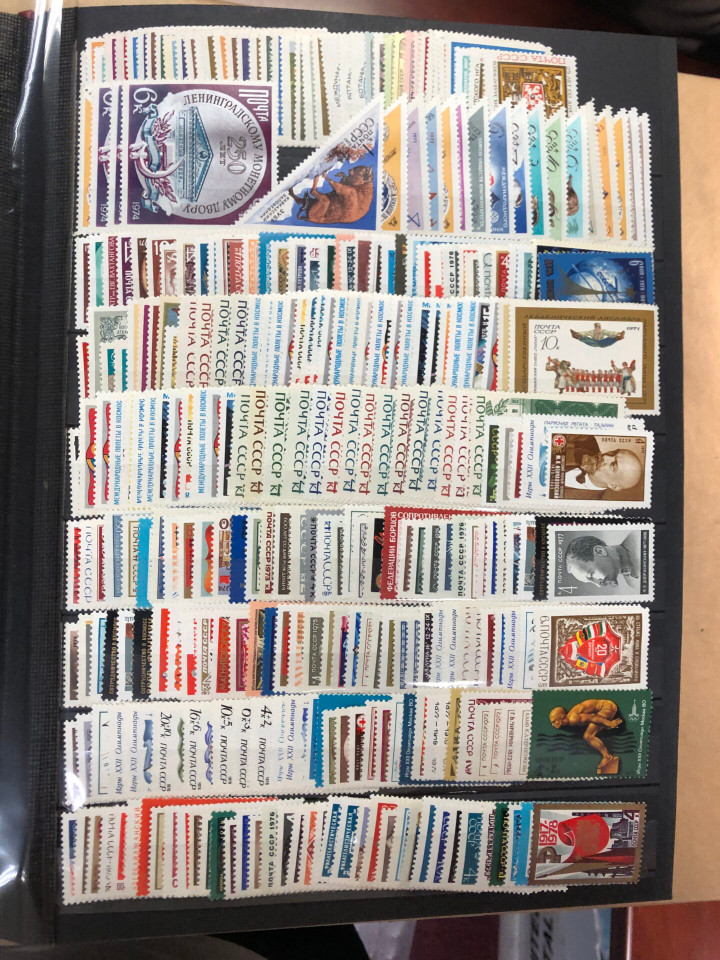 RUSSIA – MASSIVE MINT SOVIET STOCK – 426560