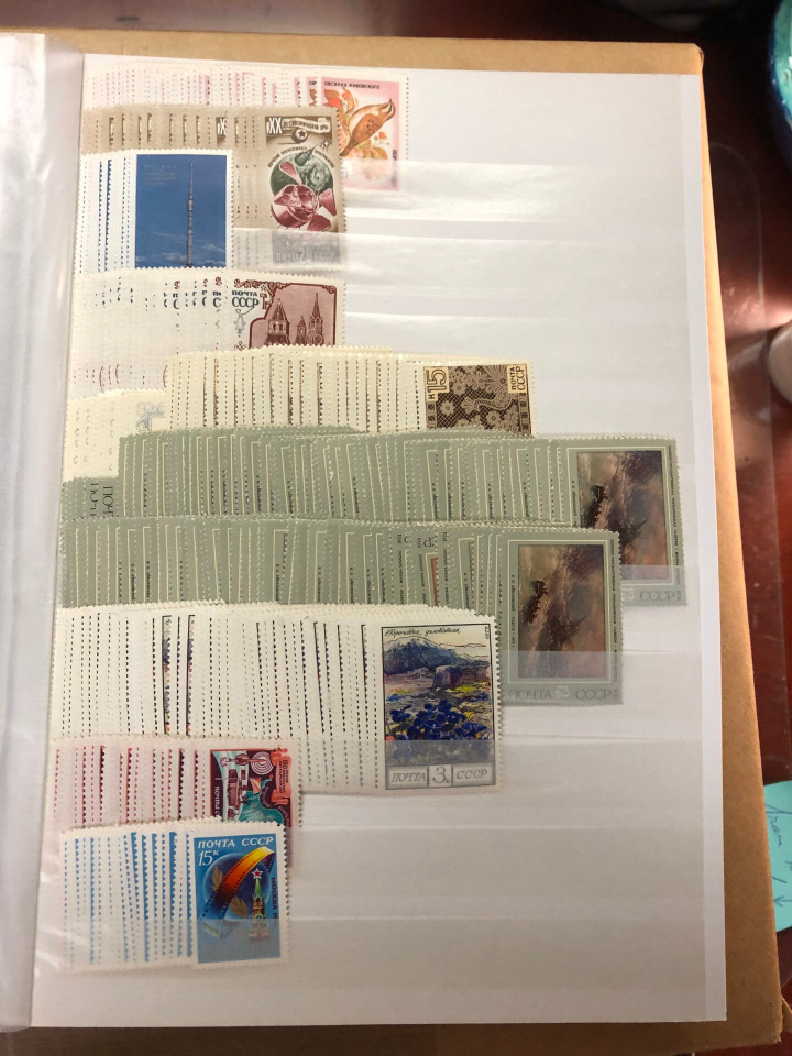 RUSSIA – MASSIVE MINT SOVIET STOCK – 426560