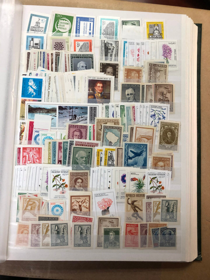 MINT INTERNATIONAL SELECTION – 426571