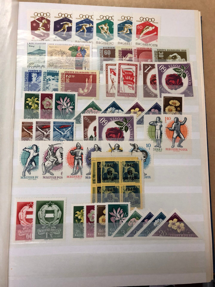 CZECHOSLOVAKIA – MINT NEVER HINGED SELECTION – 426572