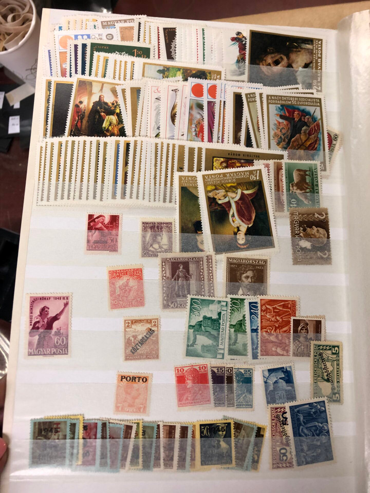 CZECHOSLOVAKIA – MINT NEVER HINGED SELECTION – 426572