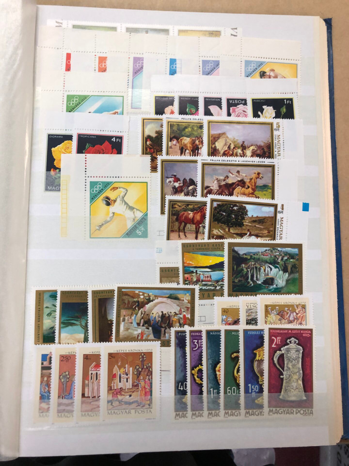 CZECHOSLOVAKIA – MINT NEVER HINGED SELECTION – 426572