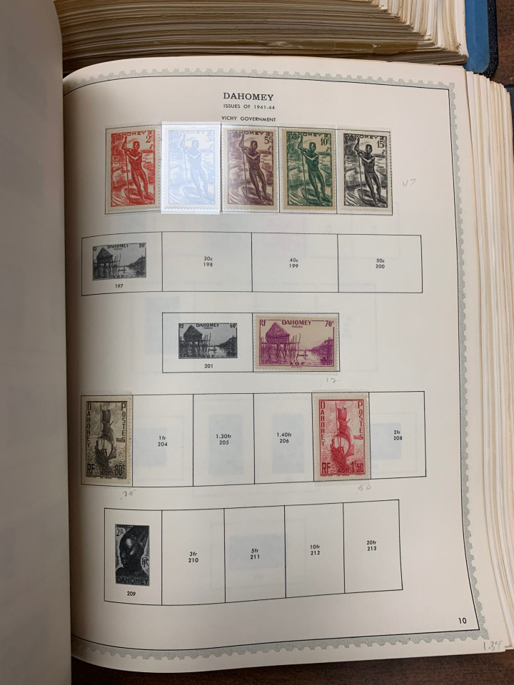 INTERNATIONAL COLLECTION – ALGERIA TO HUNGARY IN TWO MASSIVE VOLUMES – 426500