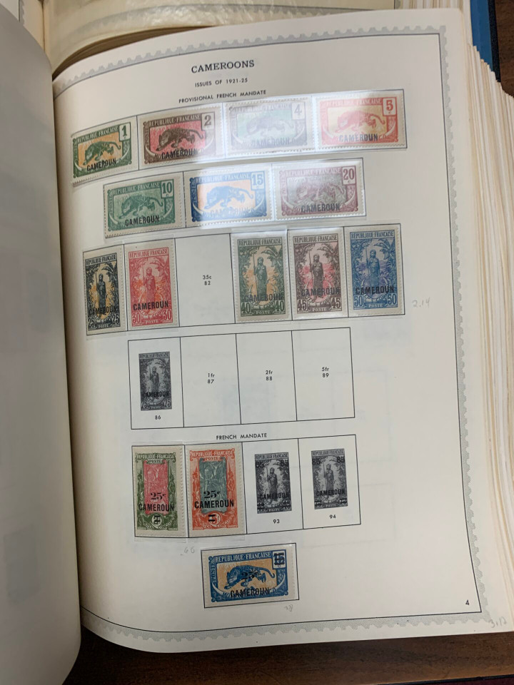 INTERNATIONAL COLLECTION – ALGERIA TO HUNGARY IN TWO MASSIVE VOLUMES – 426500