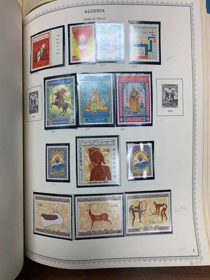 INTERNATIONAL COLLECTION – ALGERIA TO HUNGARY IN TWO MASSIVE VOLUMES – 426500