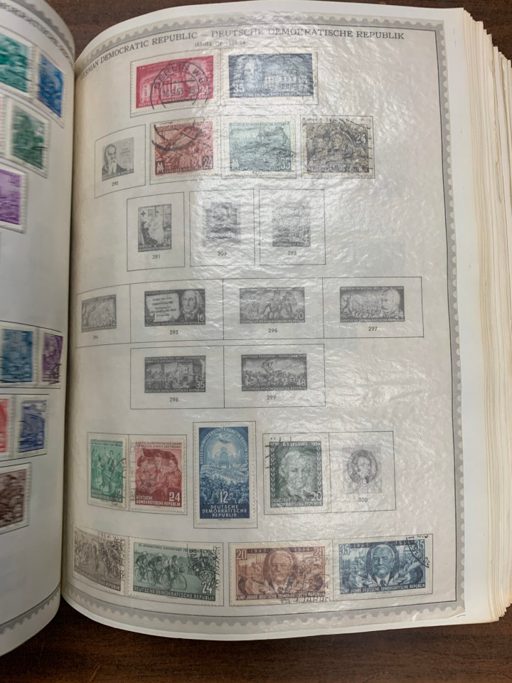 INTERNATIONAL COLLECTION – ALGERIA TO HUNGARY IN TWO MASSIVE VOLUMES – 426500