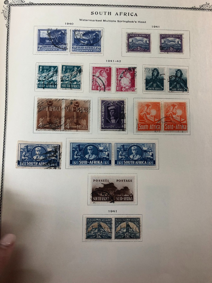 INTERNATIONAL COLLECTION IN A PAIR OF SCOTT ALBUMS – 425264