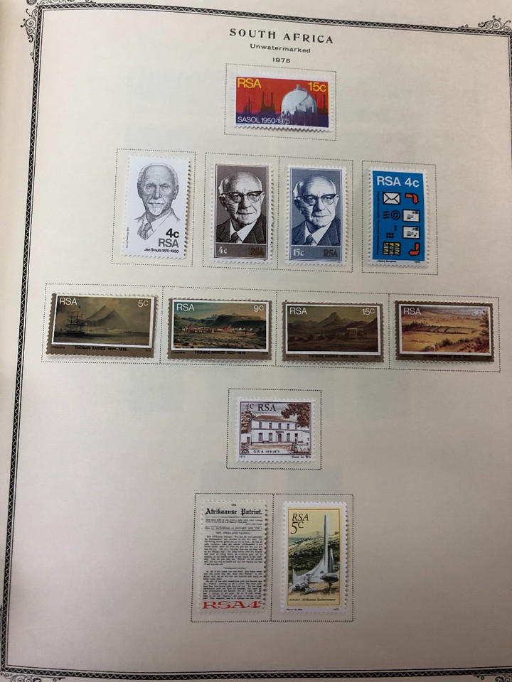 INTERNATIONAL COLLECTION IN A PAIR OF SCOTT ALBUMS – 425264