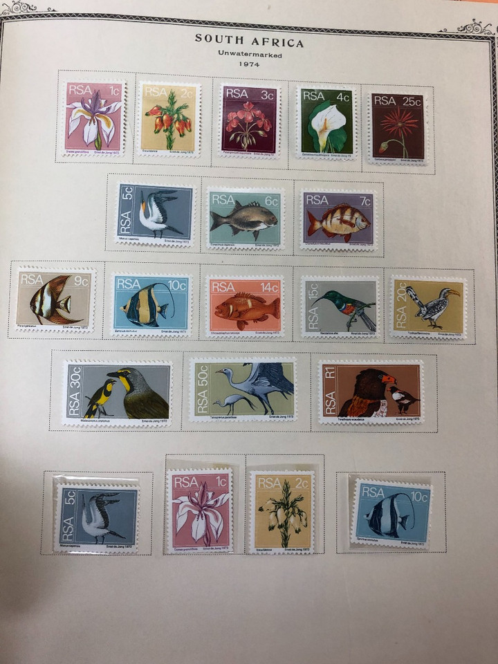 INTERNATIONAL COLLECTION IN A PAIR OF SCOTT ALBUMS – 425264