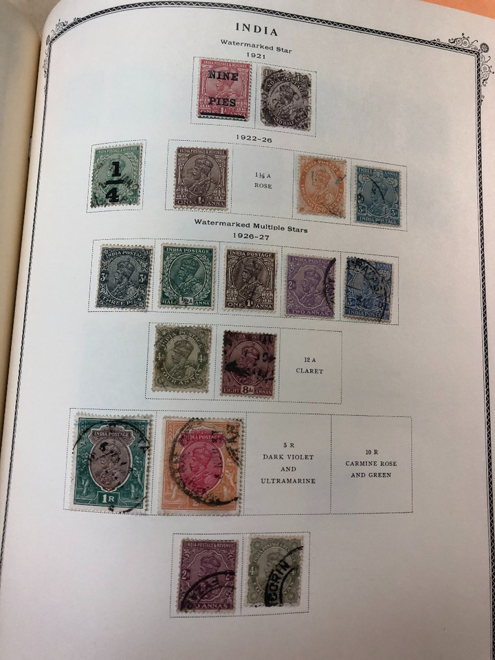 INTERNATIONAL COLLECTION IN A PAIR OF SCOTT ALBUMS – 425264