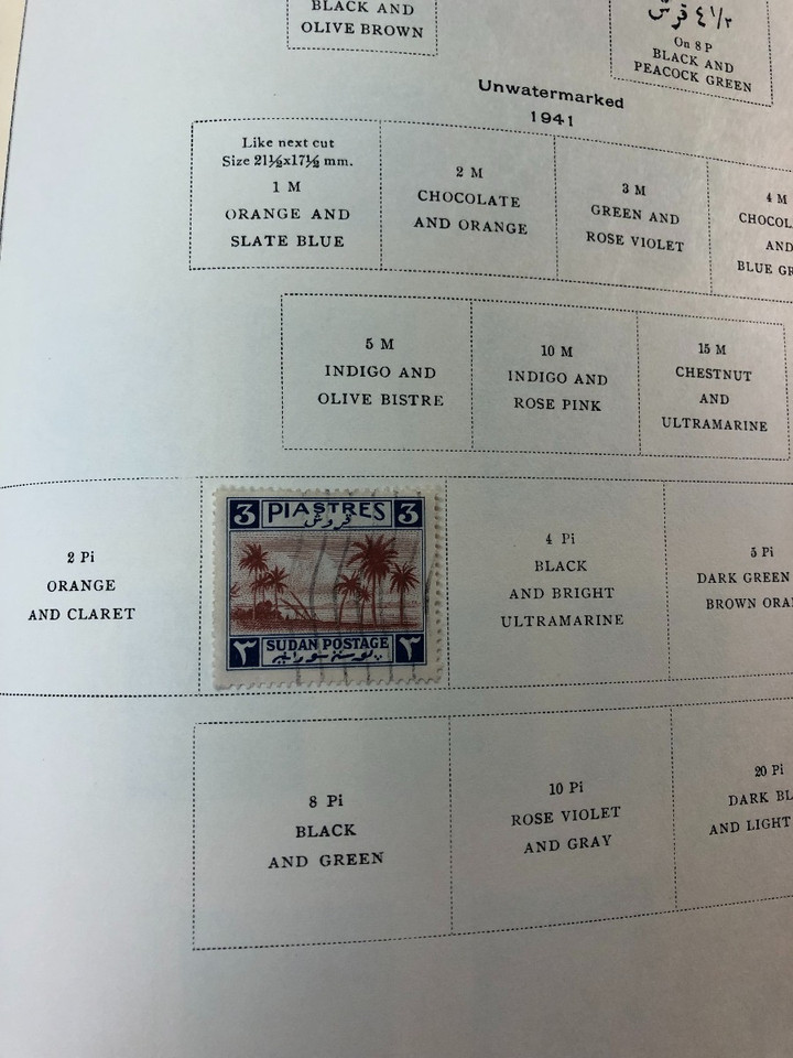 INTERNATIONAL COLLECTION IN A PAIR OF SCOTT ALBUMS – 425264