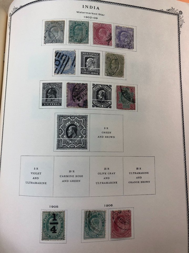 INTERNATIONAL COLLECTION IN A PAIR OF SCOTT ALBUMS – 425264