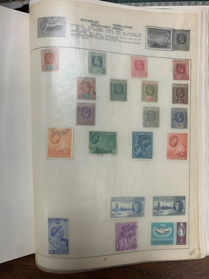 INTERNATIONAL COLLECTION IN 11 VOLUMES – 425251