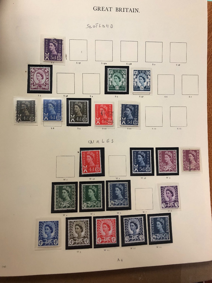 GREAT BRITAIN – CLASSICS IN A WINDSOR SOVEREIGN ALBUM – 424359