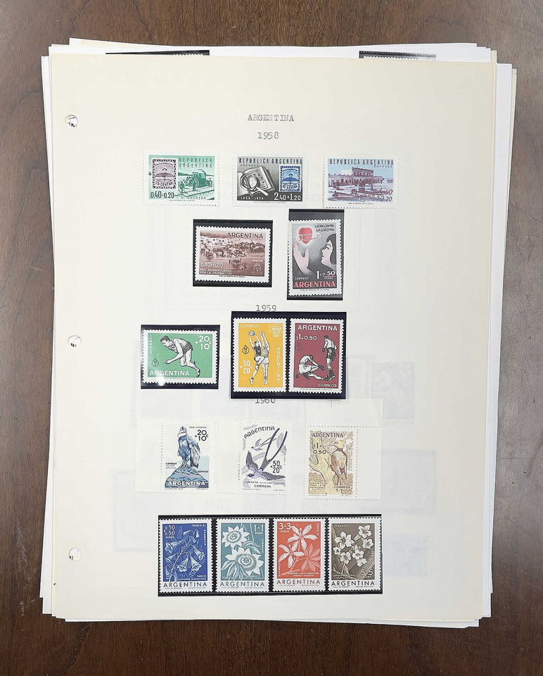 ARGENTINA 1858-1998 Collection – 900325