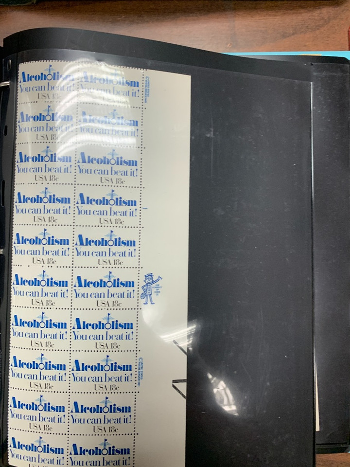 UNITED STATES – TWO LARGE CARTONS – 423869