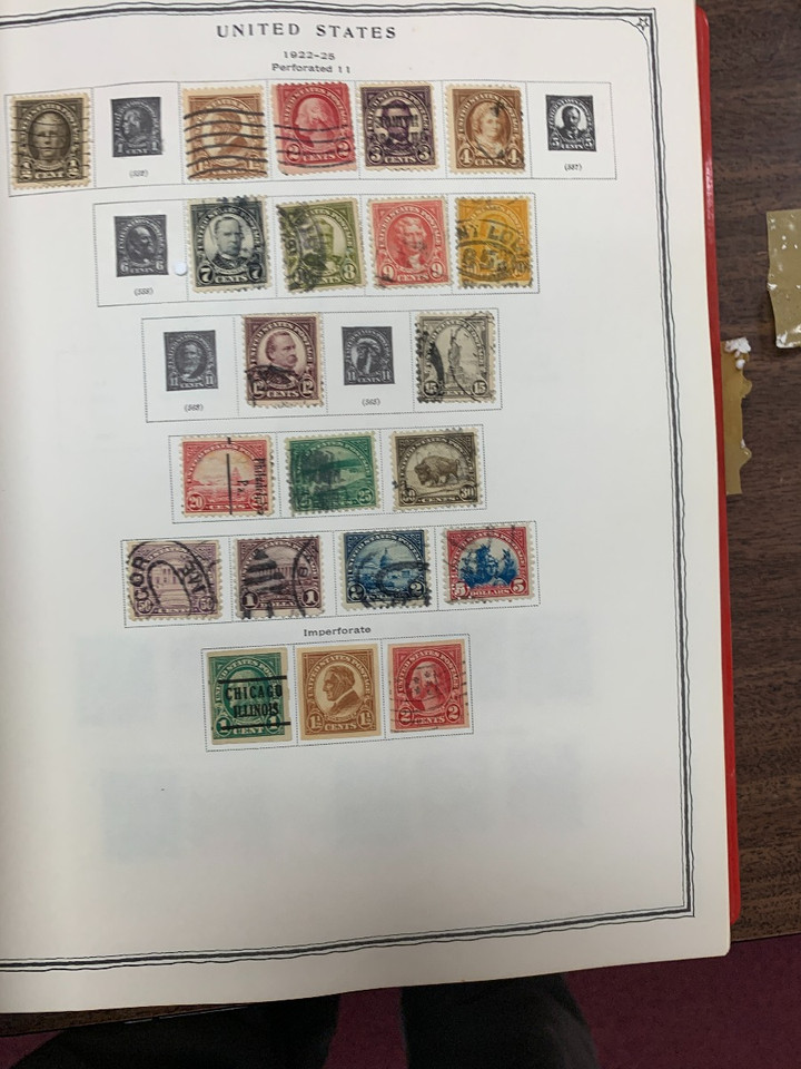 US & WORLDWIDE COLLECTION IN 3 LARGE CARTONS – 425079