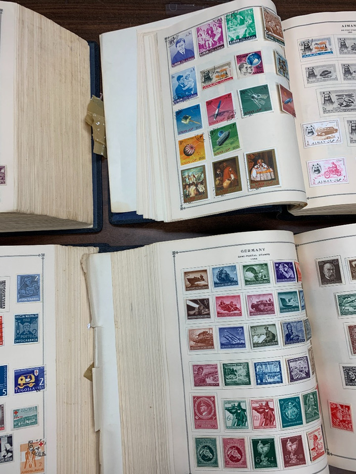 US & WORLDWIDE COLLECTION IN 3 LARGE CARTONS – 425079