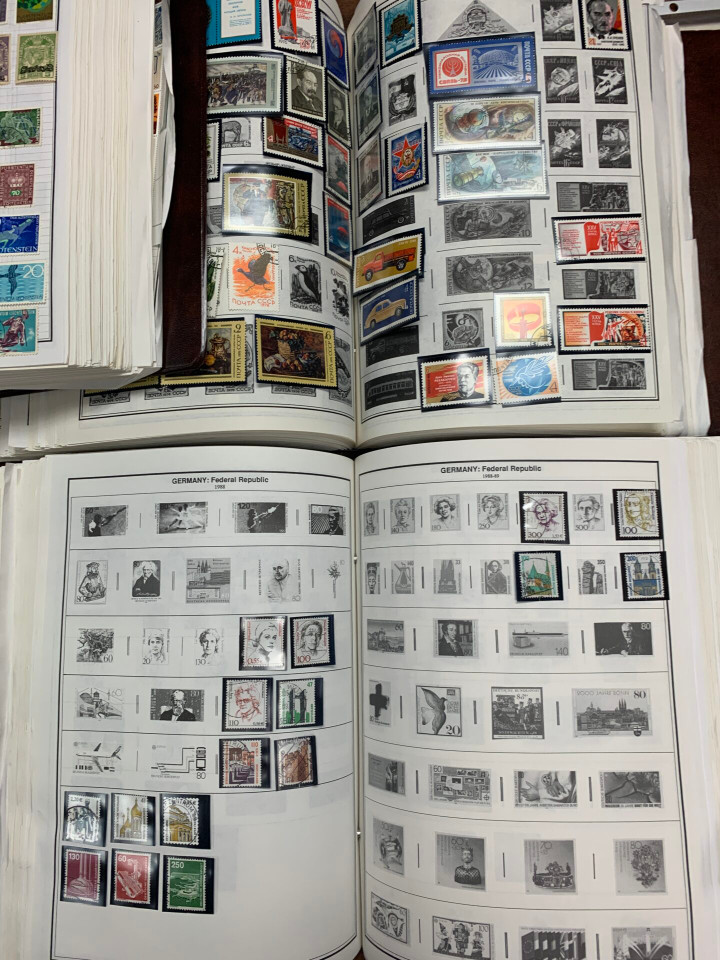 US AND INTERNATIONAL TAIL END SELECTION IN TWO LARGE CARTONS – 425325