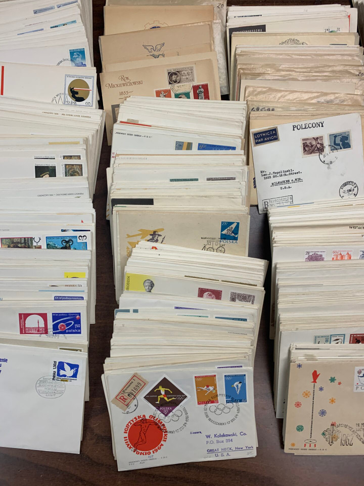 POLAND – SPECIALIST COLLECTION OF FIRST DAY COVERS 1945-2000  – 426517