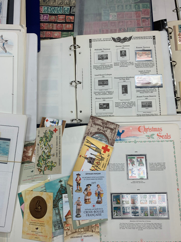 UNITED STATES – EXPANSIVE LIFETIME COLLECTION IN 4 LARGE CARTONS – 426511