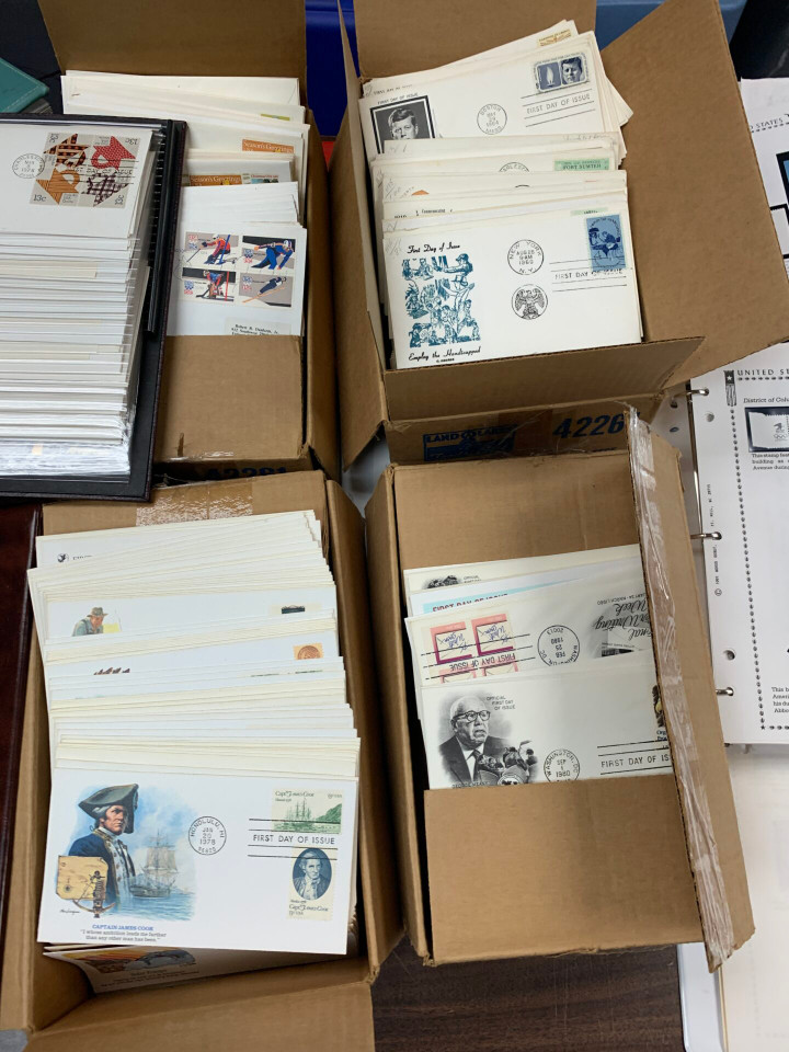 UNITED STATES – EXPANSIVE LIFETIME COLLECTION IN 4 LARGE CARTONS – 426511