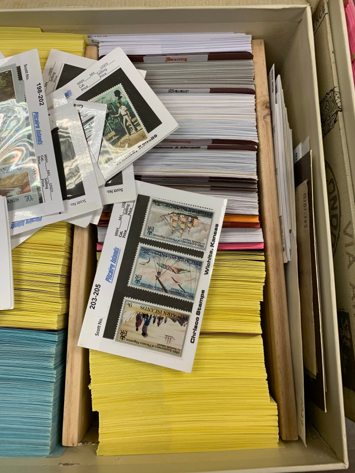 MINT WORLDWIDE SELECTION!! – 426546