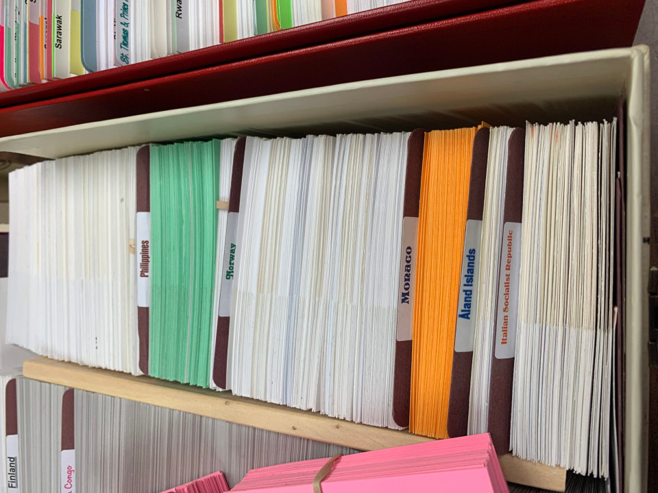 MINT WORLDWIDE SELECTION!! – 426546