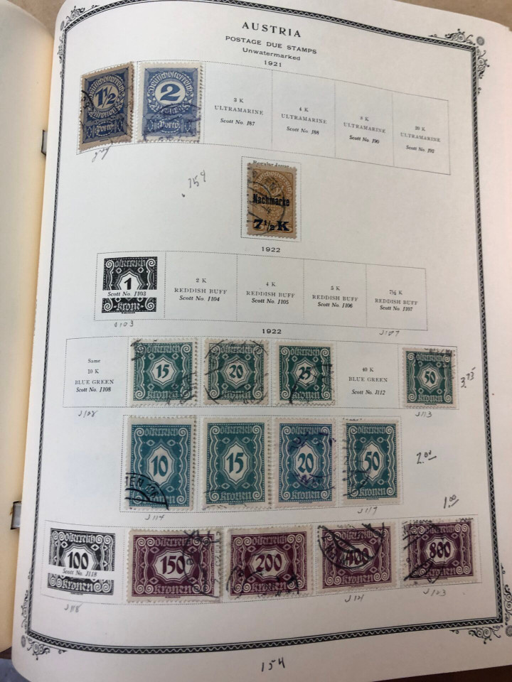 AUSTRIA – COLLECTION 1850-1990s IN SCOTT SPECIALTY ALBUM – 426611