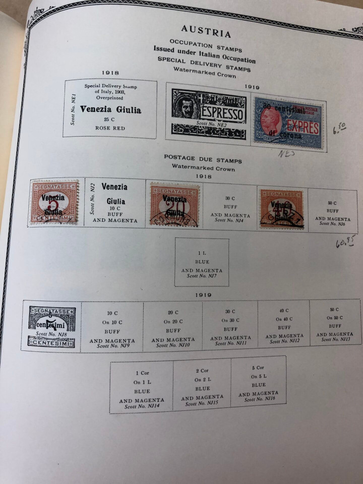 AUSTRIA – COLLECTION 1850-1990s IN SCOTT SPECIALTY ALBUM – 426611