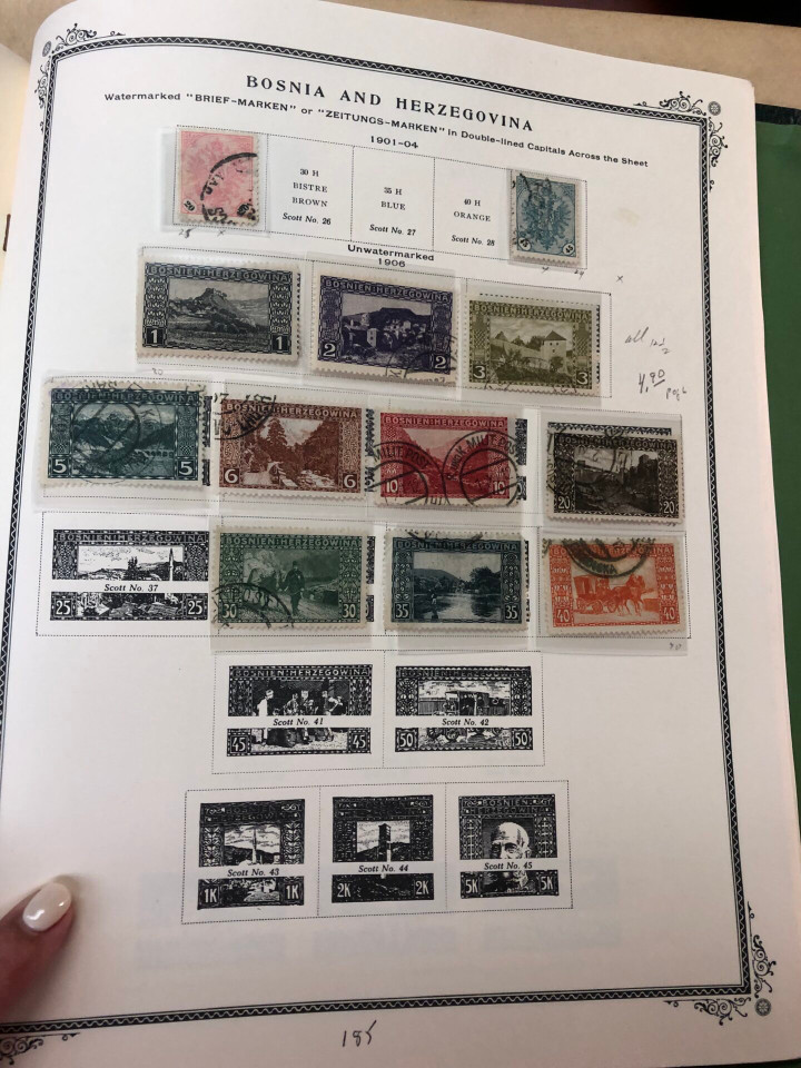 AUSTRIA – COLLECTION 1850-1990s IN SCOTT SPECIALTY ALBUM – 426611