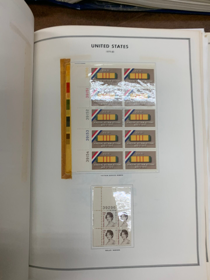 UNITED STATES – LARGE TWO CARTONS/ELEVEN VOLUMES GROUPING – 426324