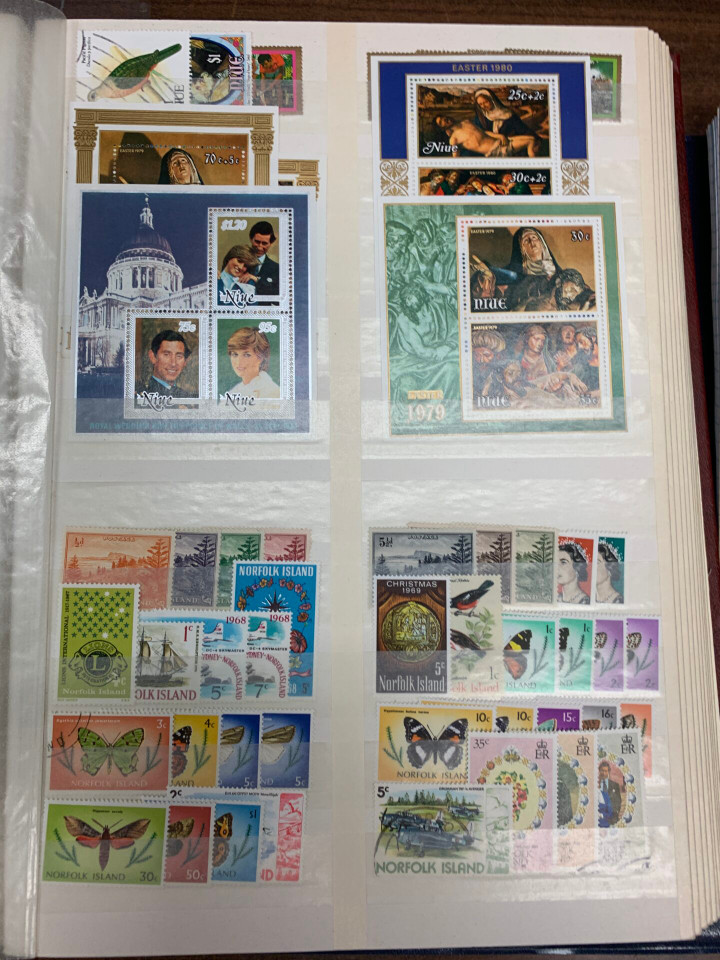 GROUPING OF NATIONAL COLLECTIONS – 29 VOLUMES! – 426370