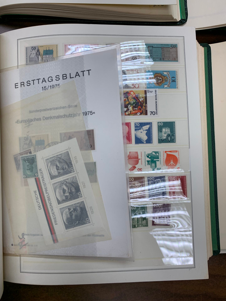 INTERNATIONAL COLLECTION – 9 SCOTT SPECIALTY ALBUMS – 425989