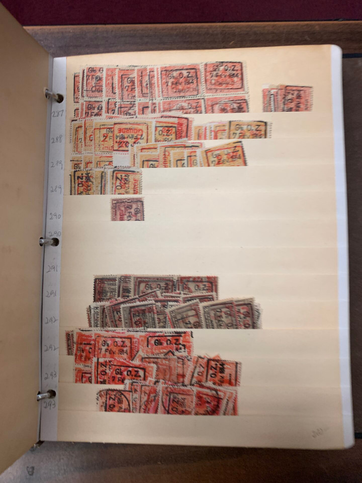 MASSIVE INTERNATIONAL SELECTION OF THOUSANDS – 426042