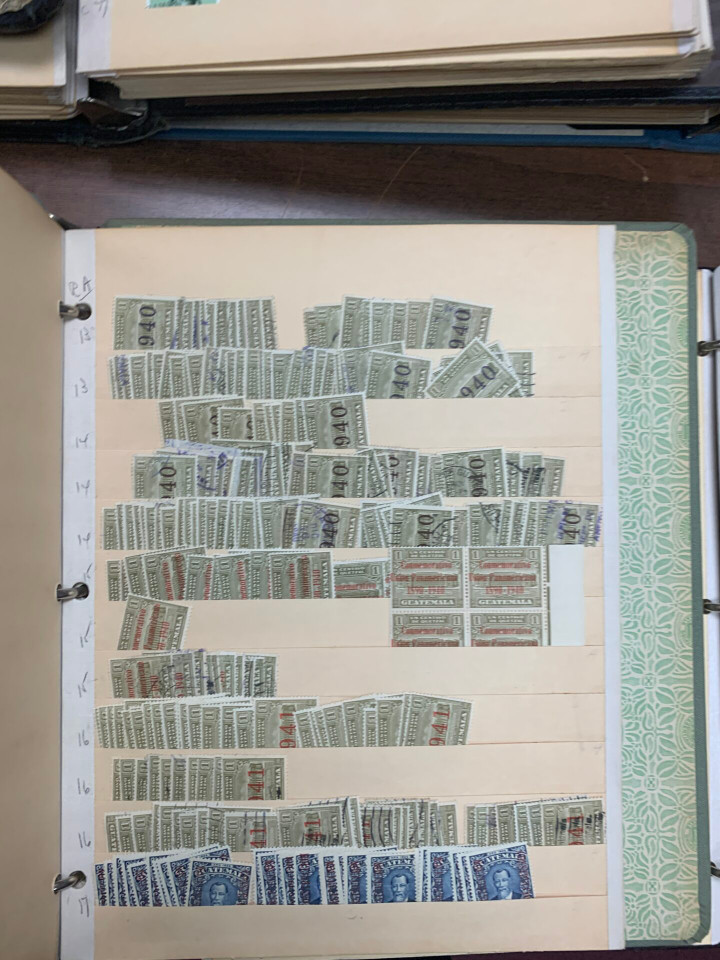 MASSIVE INTERNATIONAL SELECTION OF THOUSANDS – 426042