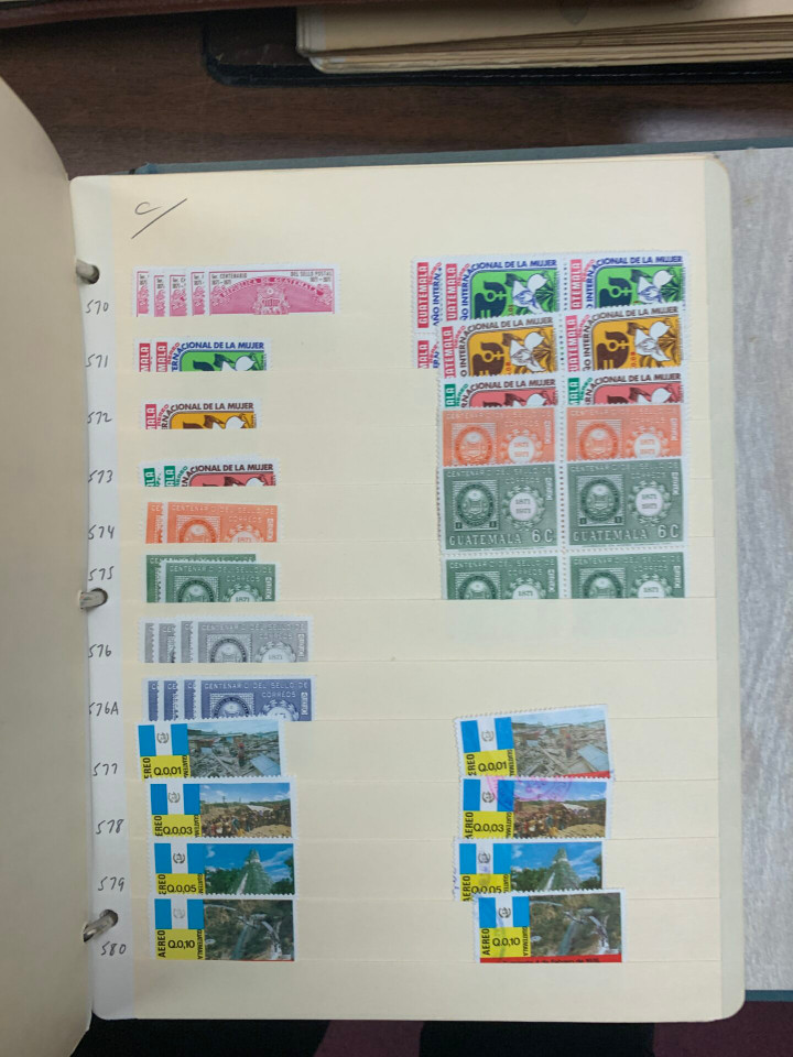 MASSIVE INTERNATIONAL SELECTION OF THOUSANDS – 426042