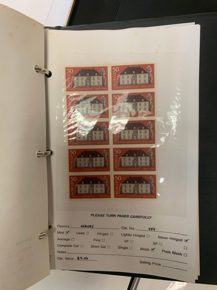 US & INTERNATIONAL SELECTION IN 25 BOOKS – 426052