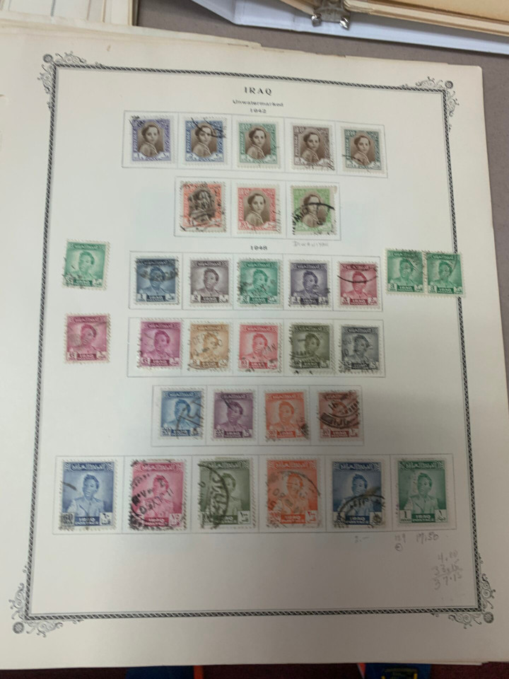 INTERNATIONAL SELECTION OF THOUSANDS INCLUDING TRIO OF VINTAGE SCOTT ALBUMS – 426038