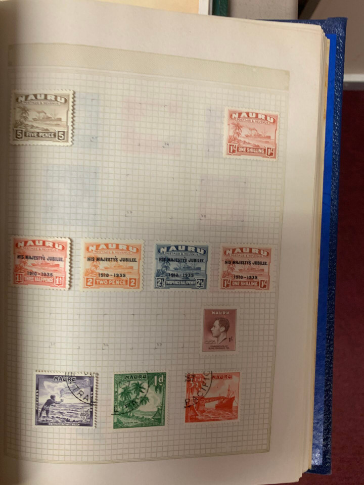 INTERNATIONAL TAIL END SELECTION IN THREE LARGE CARTONS – 426053