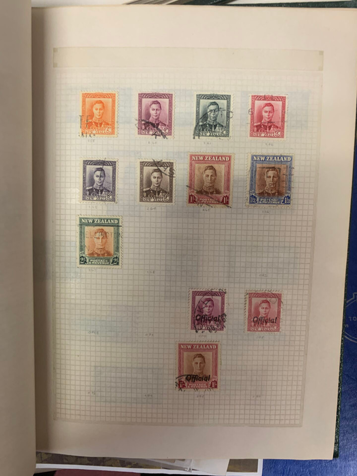 INTERNATIONAL TAIL END SELECTION IN THREE LARGE CARTONS – 426053