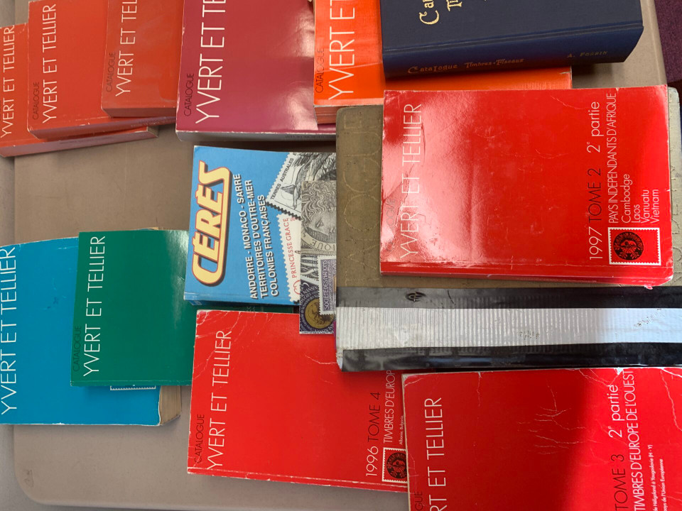 VIVE LA FRANCE! – 39 VOLUMES OF FRENCH CATALOGS – 426056