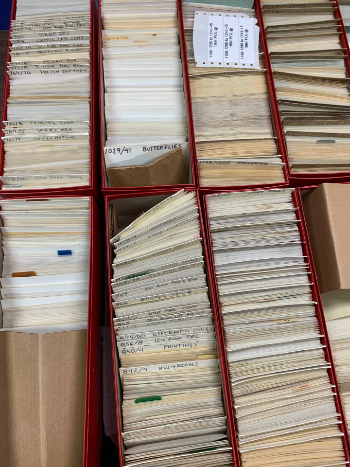 POLAND – PHILATELIC MOUNTAIN OF HUNDREDS OF THOUSANDS IN 14 LARGE CARTONS – 426057