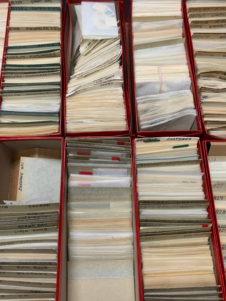 POLAND – PHILATELIC MOUNTAIN OF HUNDREDS OF THOUSANDS IN 14 LARGE CARTONS – 426057