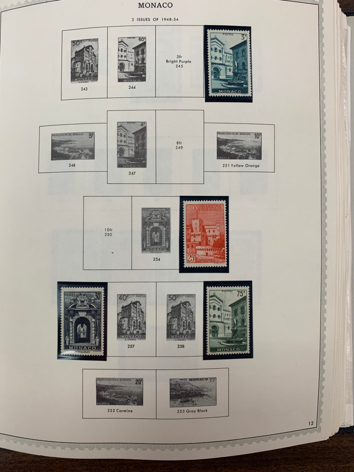 INTERNATIONAL SELECTION IN TWO LARGE CARTONS – 426071