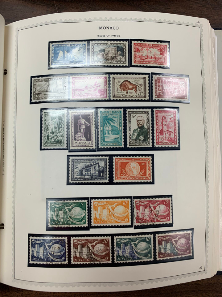 INTERNATIONAL SELECTION IN TWO LARGE CARTONS – 426071