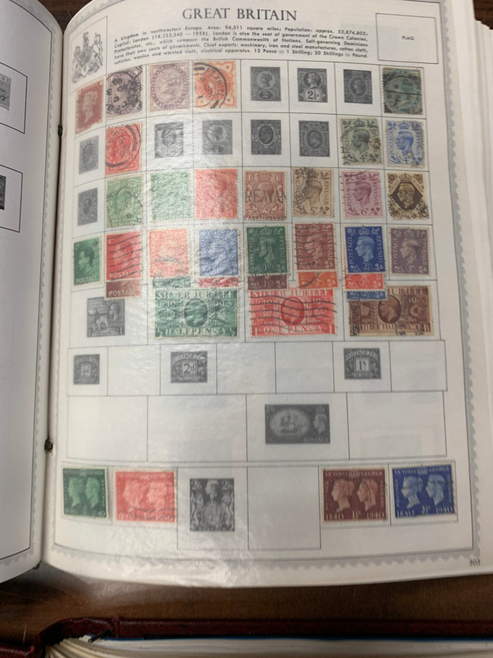 INTERNATIONAL SELECTION IN TWO LARGE CARTONS – 426071